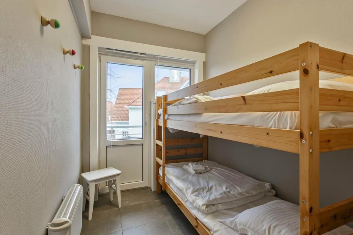 Huswell - Lovely Family Apartment 50 Meters From The Sea De Haan Luaran gambar