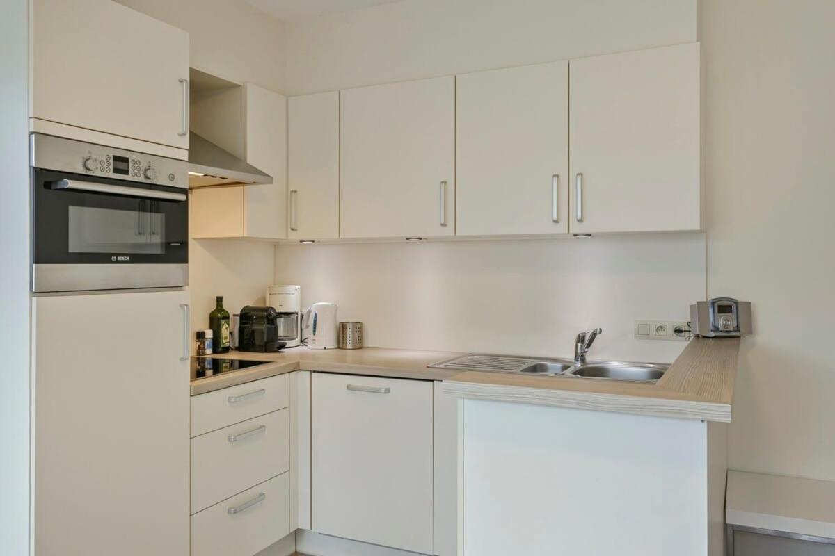 Huswell - Lovely Family Apartment 50 Meters From The Sea De Haan Luaran gambar