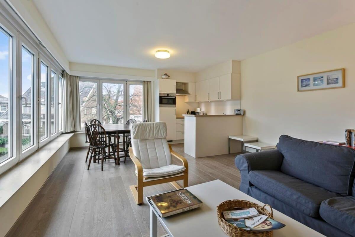 Huswell - Lovely Family Apartment 50 Meters From The Sea De Haan Luaran gambar